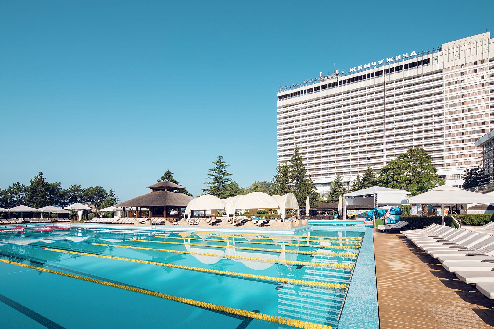 19 лучших отелей Сочи со своим пляжем 2023 + все включено